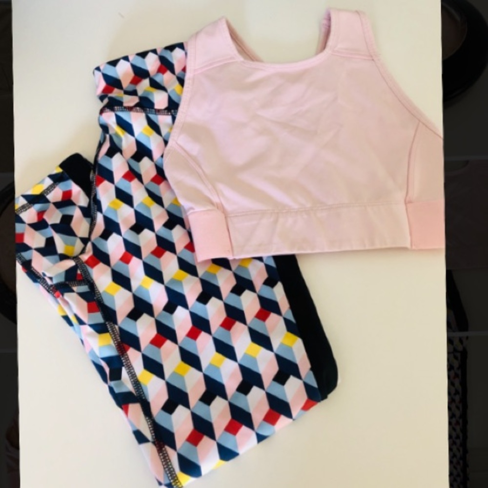 Forever21 sports bra and workout set leggings